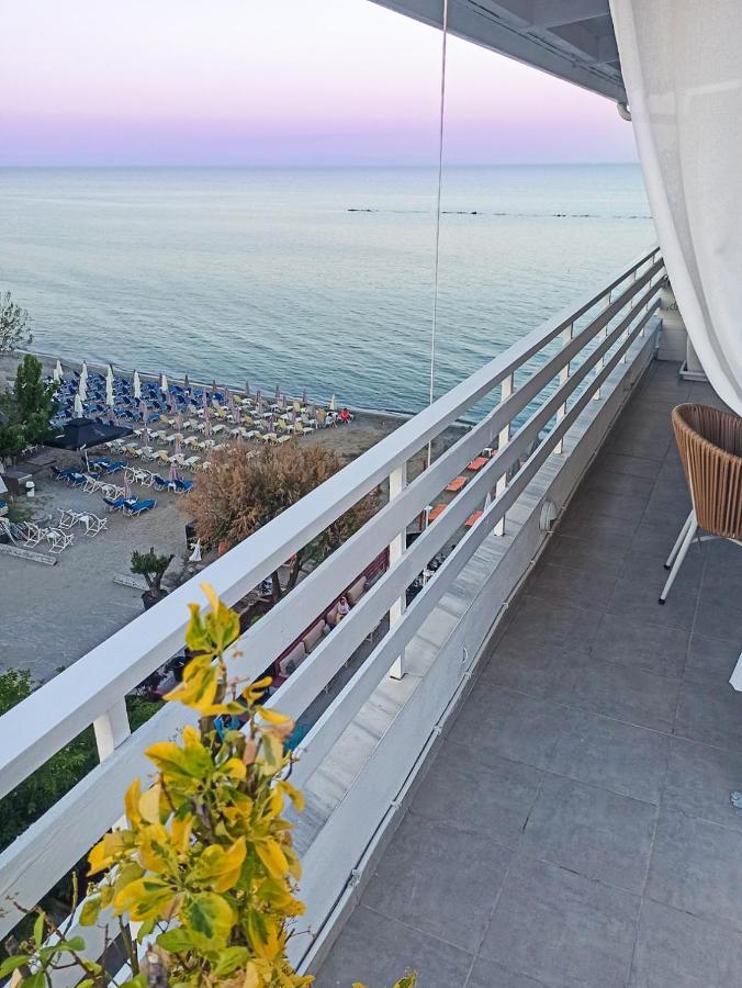 Filoxenia Paralia Exterior foto